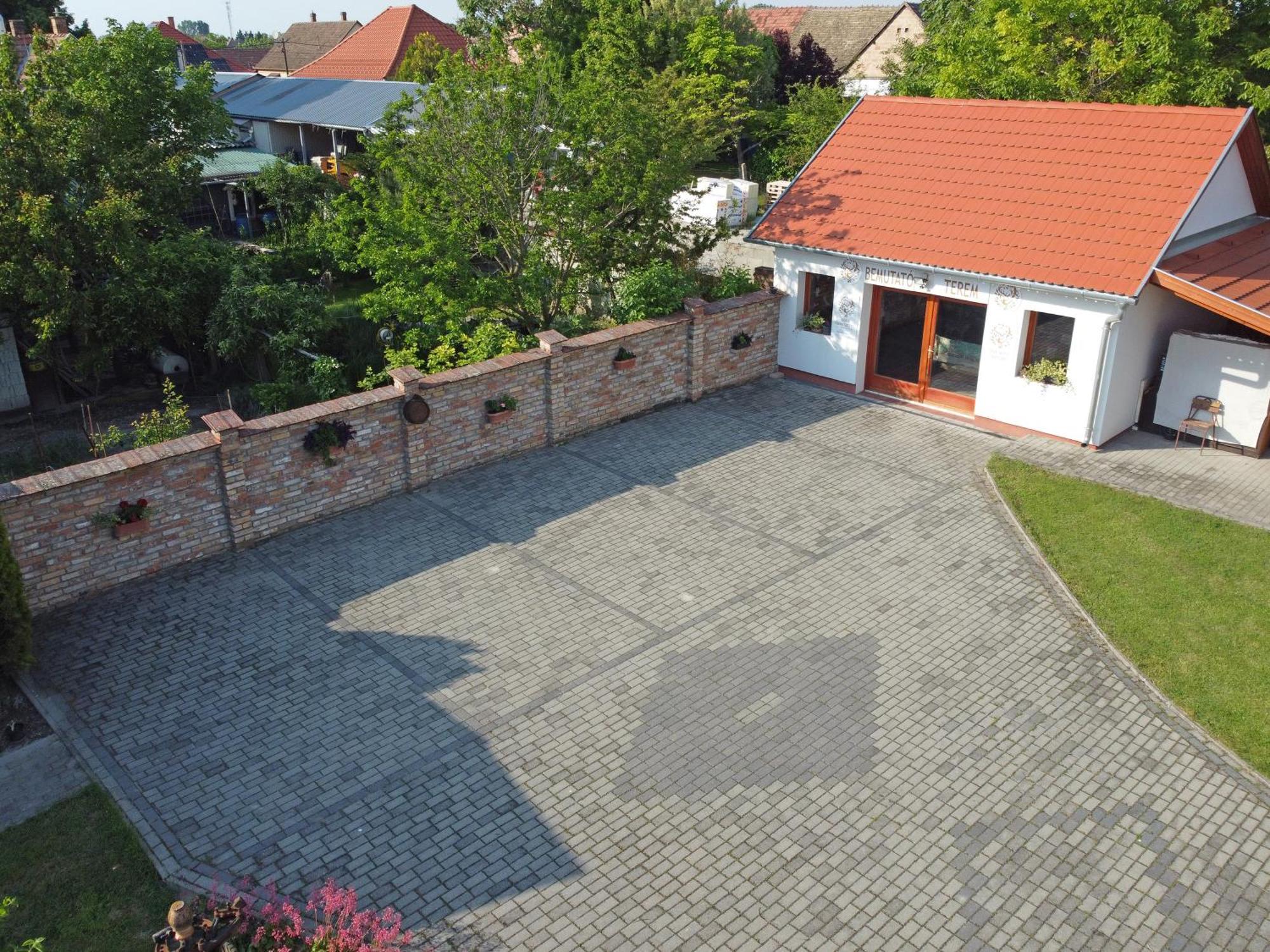 Fuezesi Papa Vendeghaza Hotel Harta Exterior photo